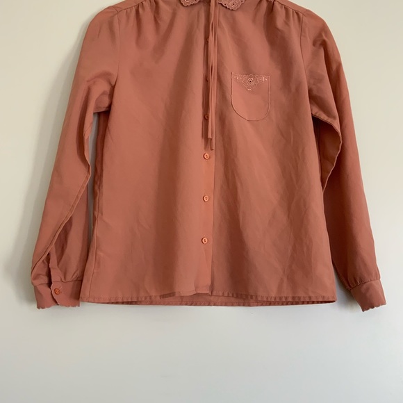 70s Vintage Peach Floral Embroidered Blouse - Picture 3 of 4